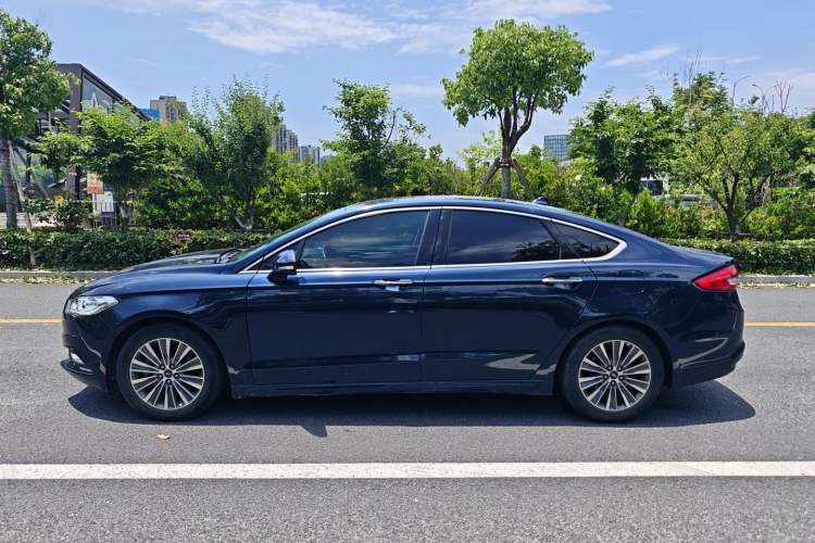 Used Ford Mondeo 2017 EcoBoost 180 Stylish Model Exterior 2