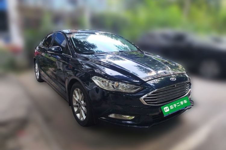 Used Ford Mondeo 2017 EcoBoost 200 Luxury Model Front Right 45 Deg