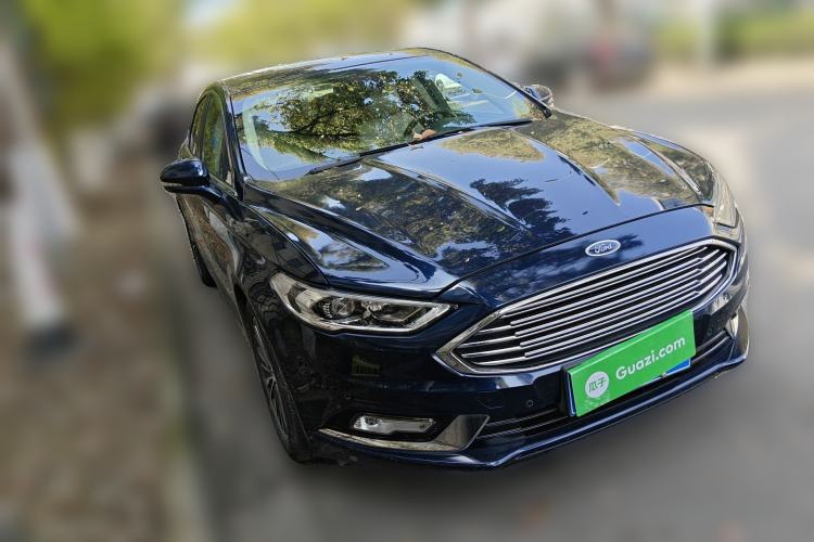 Used Ford Mondeo 2017 EcoBoost 180 Luxury Model Front Right 45 Deg