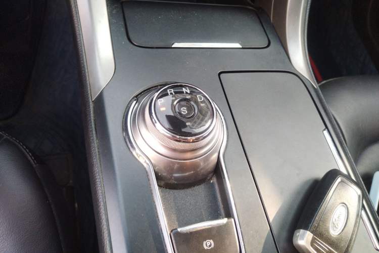 Used Ford Mondeo 2017 Facelifted EcoBoost 180 Fashion Edition Gear Lever
