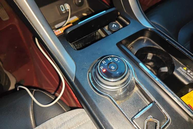 Used Ford Mondeo 2017 EcoBoost 180 Stylish Model Gear Lever