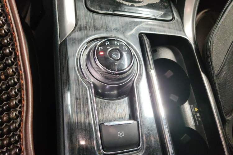 Used Ford Mondeo 2017 EcoBoost 200 Stylish Model Gear Lever