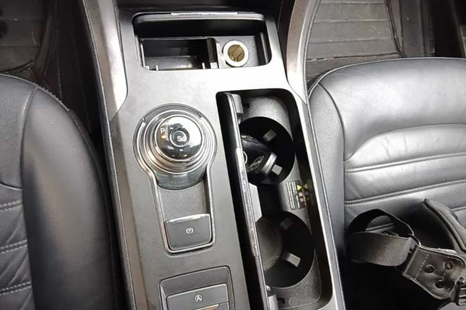 Used Ford Mondeo 2017 EcoBoost 180 Luxury Model Gear Lever