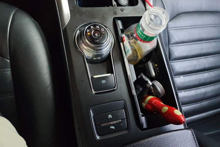 Used Ford Mondeo 2017 EcoBoost 200 Luxury Model Gear Lever