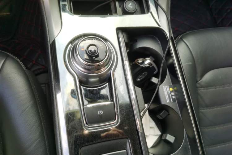 Used Ford Mondeo 2017 EcoBoost 200 Luxury Model Gear Lever