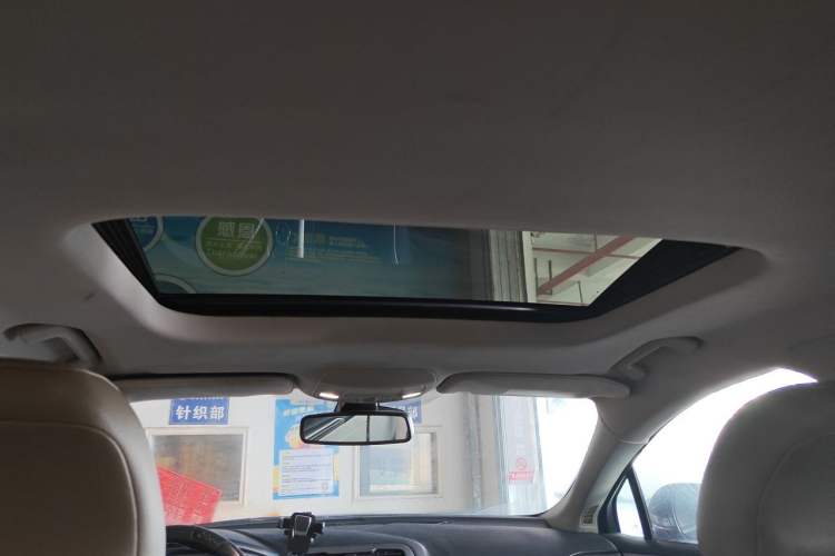 Used Ford Mondeo 2017 EcoBoost 200 Luxury Model Headliner