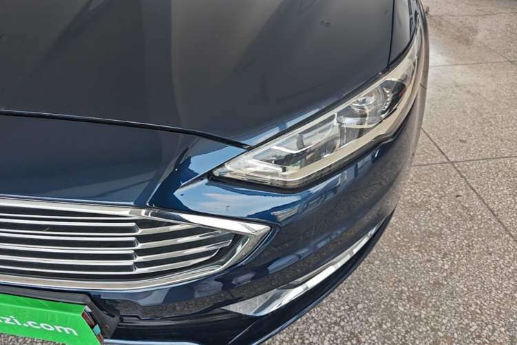Used Ford Mondeo 2017 EcoBoost 180 Luxury Model Left Front Headlight