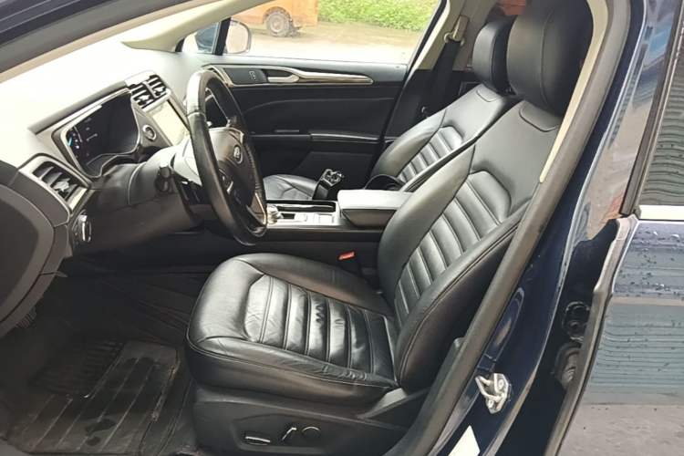 Used Ford Mondeo 2017 EcoBoost 180 Luxury Model Left Front Seat