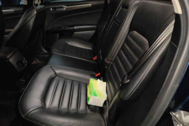 Used Ford Mondeo 2017 EcoBoost 180 Stylish Model Left Rear Seat