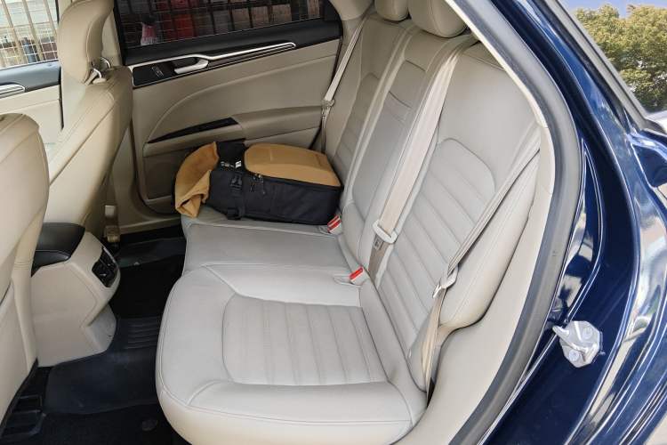 Used Ford Mondeo 2017 EcoBoost 180 Luxury Model Left Rear Seat