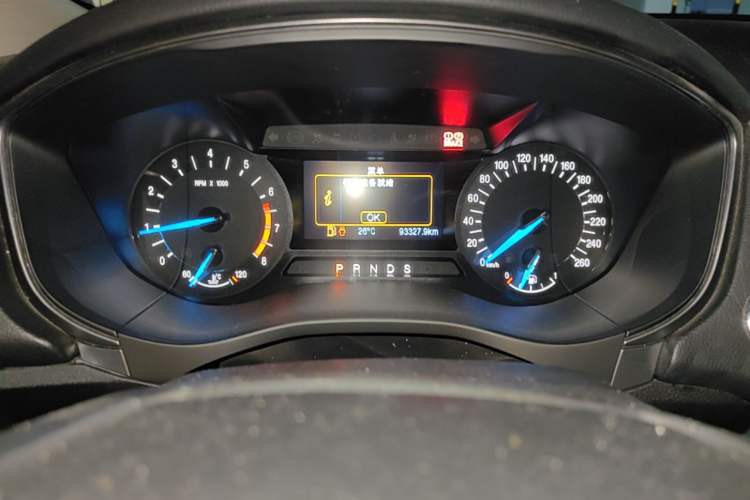 Used Ford Mondeo 2017 EcoBoost 200 Stylish Model Odometer Close Up
