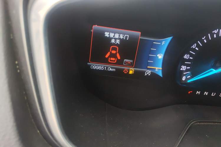 Used Ford Mondeo 2017 EcoBoost 180 Luxury Model Odometer Close Up