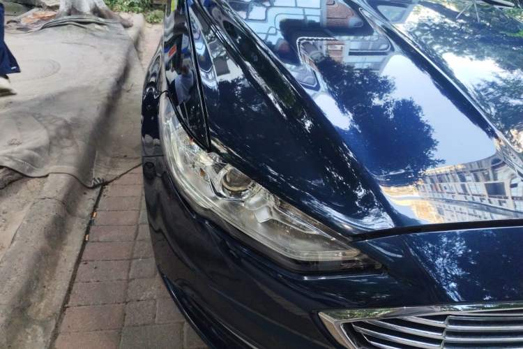 Used Ford Mondeo 2017 EcoBoost 200 Luxury Model Right Front Headlight