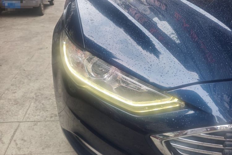 Used Ford Mondeo 2017 EcoBoost 180 Stylish Model Right Front Headlight