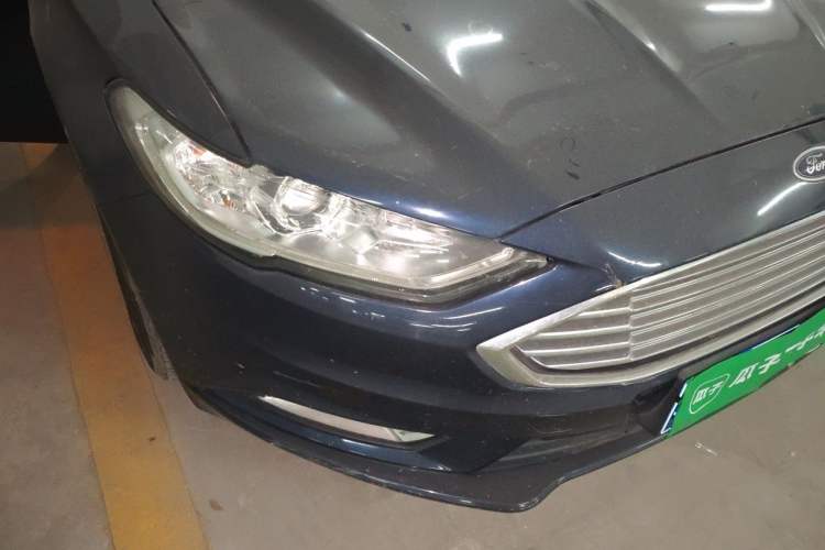 Used Ford Mondeo 2017 EcoBoost 180 Stylish Model Right Front Headlight