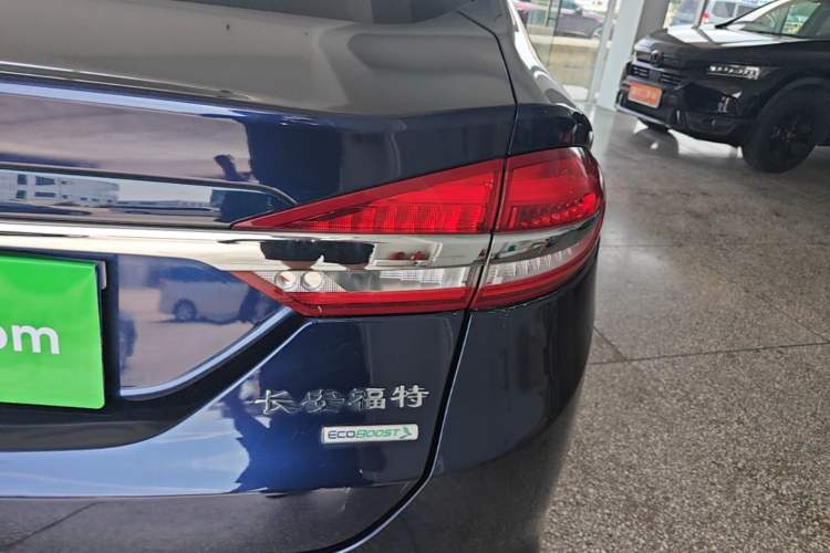 Used Ford Mondeo 2017 EcoBoost 180 Luxury Model Right Rear Taillight