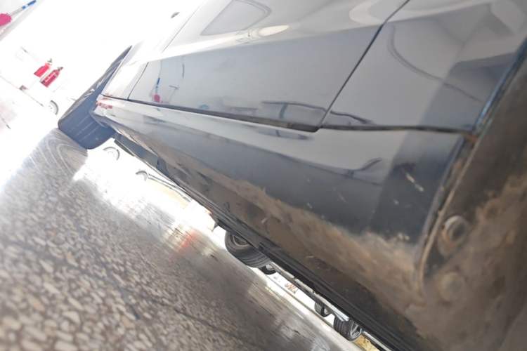 Used Ford Mondeo 2017 EcoBoost 180 Luxury Model Right Side Sill