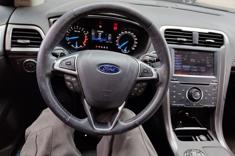 Used Ford Mondeo 2017 EcoBoost 180 Stylish Model Steering Wheel