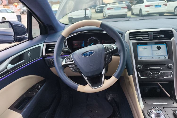 Used Ford Mondeo 2017 EcoBoost 180 Luxury Model Steering Wheel