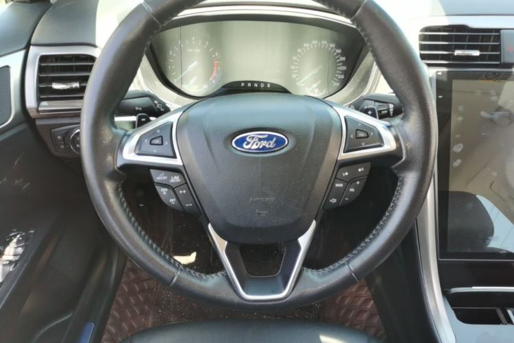 Used Ford Mondeo 2017 EcoBoost 180 Stylish Model Steering Wheel