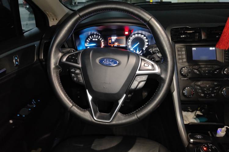 Used Ford Mondeo 2017 EcoBoost 180 Stylish Model Steering Wheel