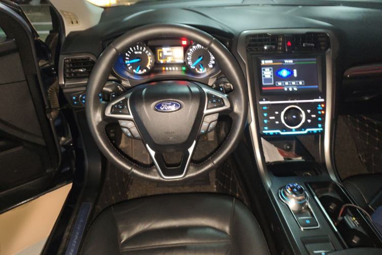 Used Ford Mondeo 2017 EcoBoost 180 Stylish Model Steering Wheel