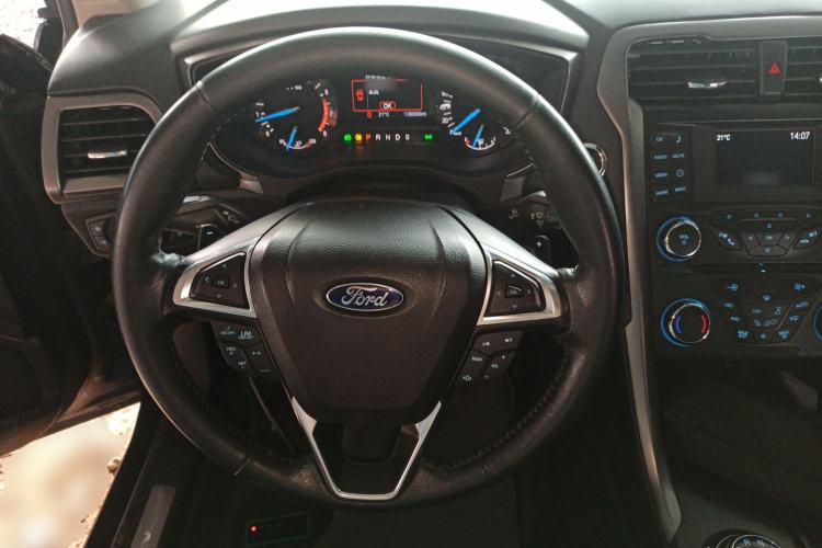 Used Ford Mondeo 2017 EcoBoost 180 Stylish Model Steering Wheel