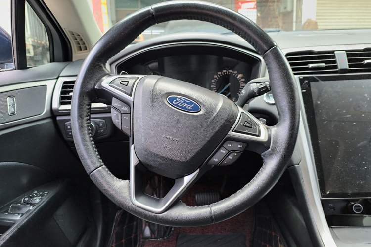Used Ford Mondeo 2017 EcoBoost 180 Stylish Model Steering Wheel