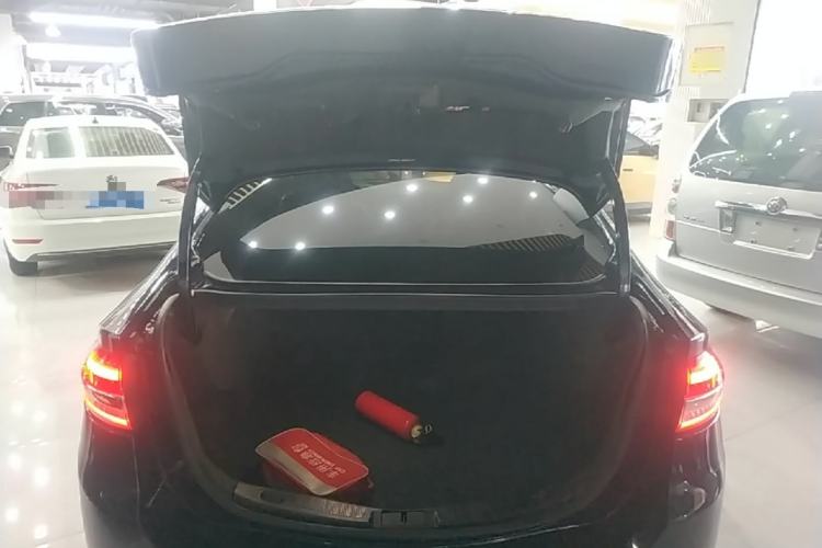 Used Ford Mondeo 2017 EcoBoost 180 Stylish Model Trunk