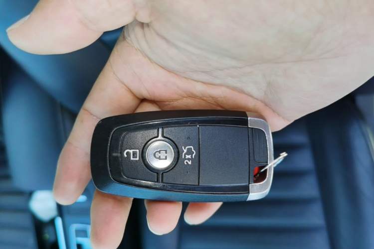 Used Ford Mondeo 2017 EcoBoost 180 Stylish Model Vehicle Key