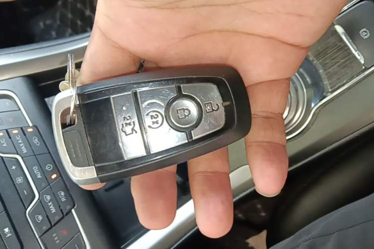 Used Ford Mondeo 2017 Facelifted EcoBoost 200 Luxury Version Vehicle Key