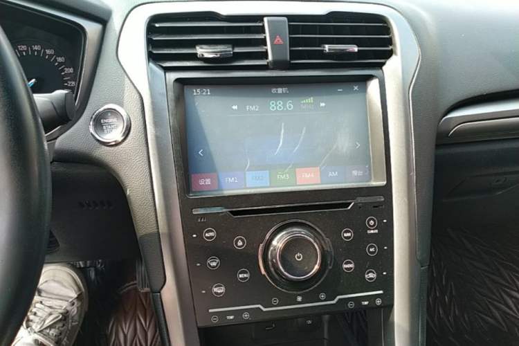 Used Ford Mondeo 2017 EcoBoost 180 Stylish Model Audio And AC Panel