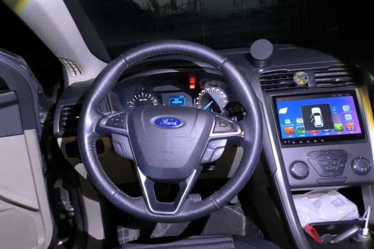 Used Ford Mondeo 2017 EcoBoost 180 Comfort Model Steering Wheel