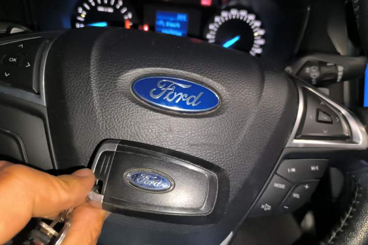 Used Ford Mondeo 2017 EcoBoost 180 Comfort Model Vehicle Key