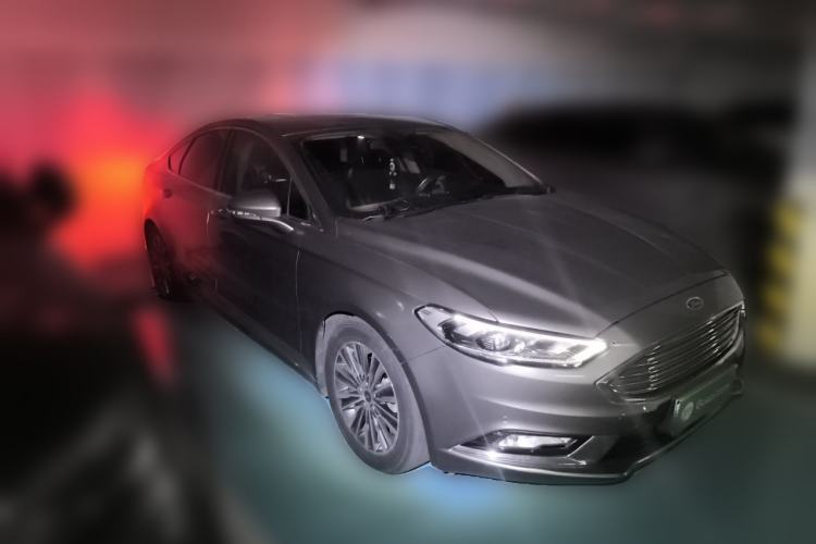 Used Ford Mondeo 2017 Facelifted EcoBoost 200 Luxury Version Front Right 45 Deg