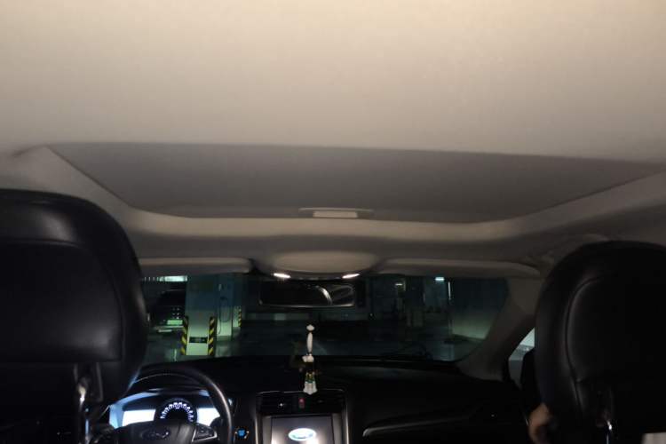 Used Ford Mondeo 2017 Facelifted EcoBoost 200 Luxury Version Headliner