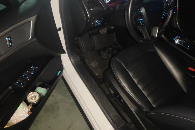 Used Ford Mondeo 2017 EcoBoost 180 Stylish Model Driver Seat