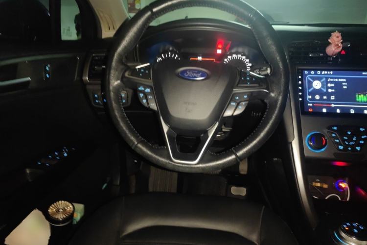 Used Ford Mondeo 2017 EcoBoost 180 Stylish Model Steering Wheel