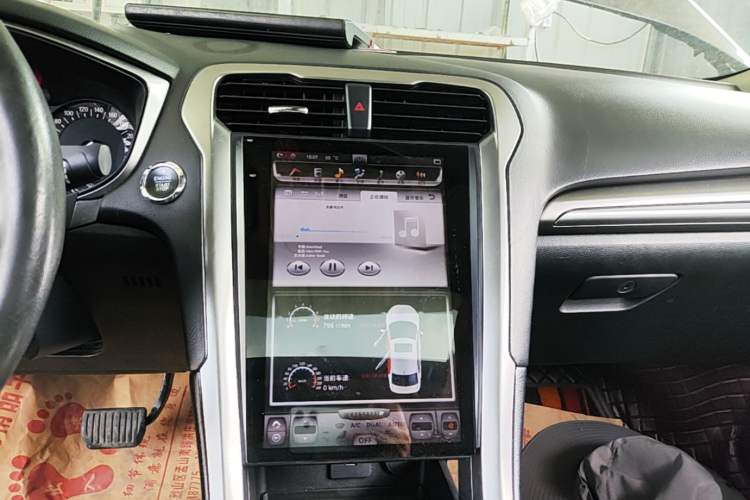 Used Ford Mondeo 2017 EcoBoost 180 Stylish Model Audio And AC Panel