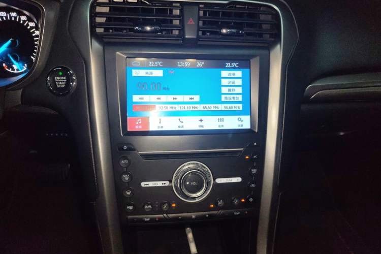 Used Ford Mondeo 2017 EcoBoost 200 Stylish Model Audio And AC Panel