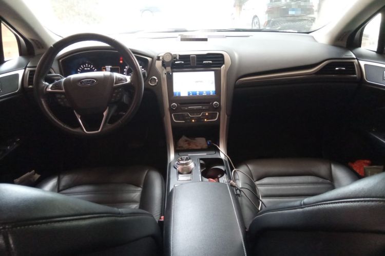 Used Ford Mondeo 2017 Facelifted EcoBoost 180 Fashion Edition Center Console