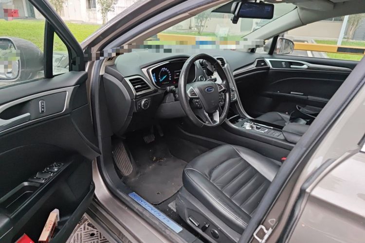 Used Ford Mondeo 2017 EcoBoost 180 Luxury Model Driver Seat