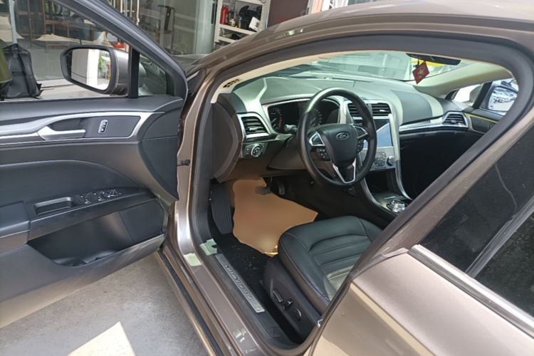 Used Ford Mondeo 2017 EcoBoost 200 Stylish Model Driver Seat