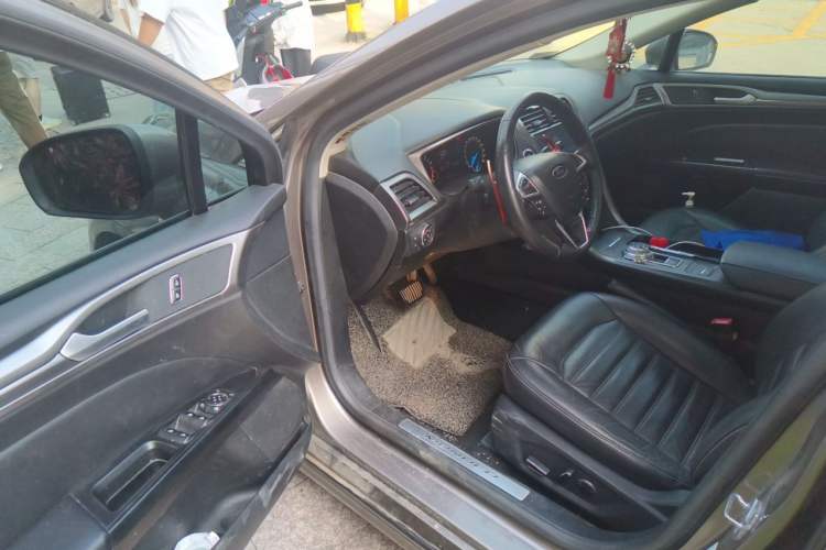 Used Ford Mondeo 2017 Facelifted EcoBoost 180 Fashion Edition Driver Seat