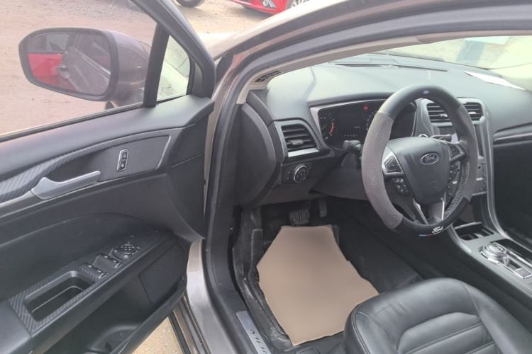 Used Ford Mondeo 2017 EcoBoost 200 Stylish Model Driver Seat