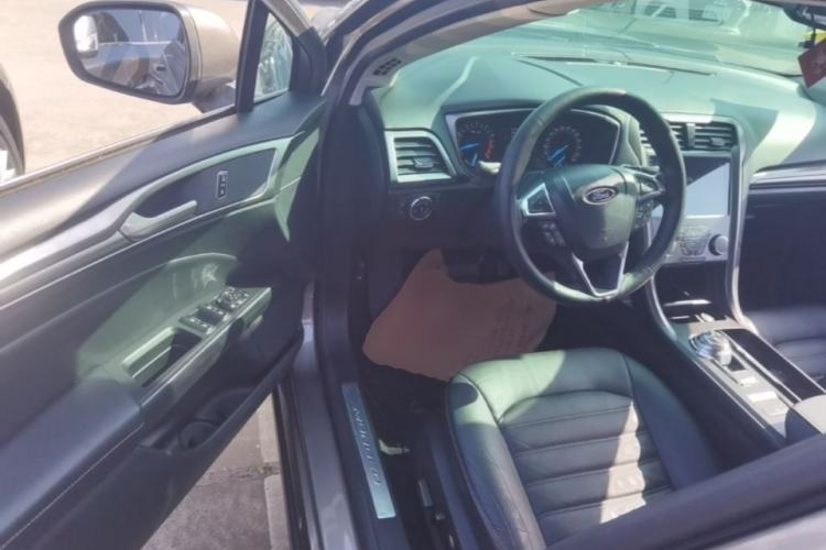 Used Ford Mondeo 2017 EcoBoost 200 Stylish Model Driver Seat