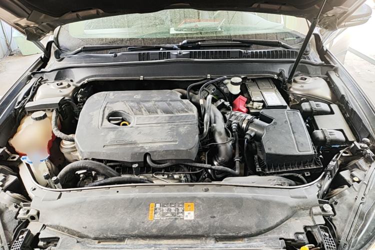 Used Ford Mondeo 2017 EcoBoost 180 Stylish Model Engine Bay