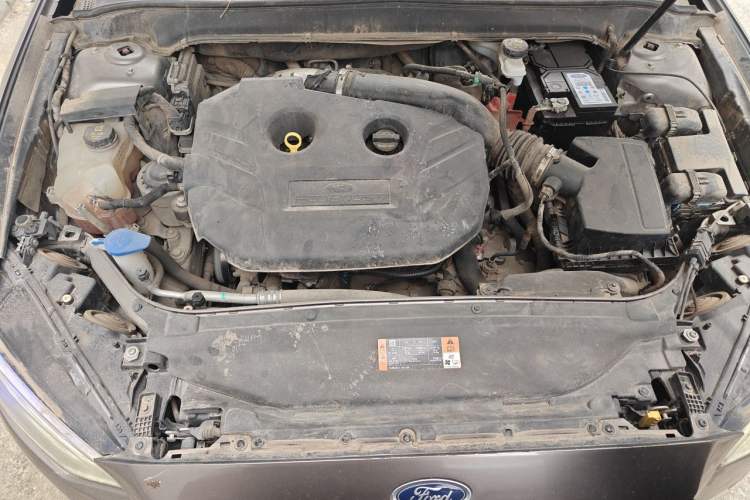 Used Ford Mondeo 2017 EcoBoost 200 Stylish Model Engine Bay