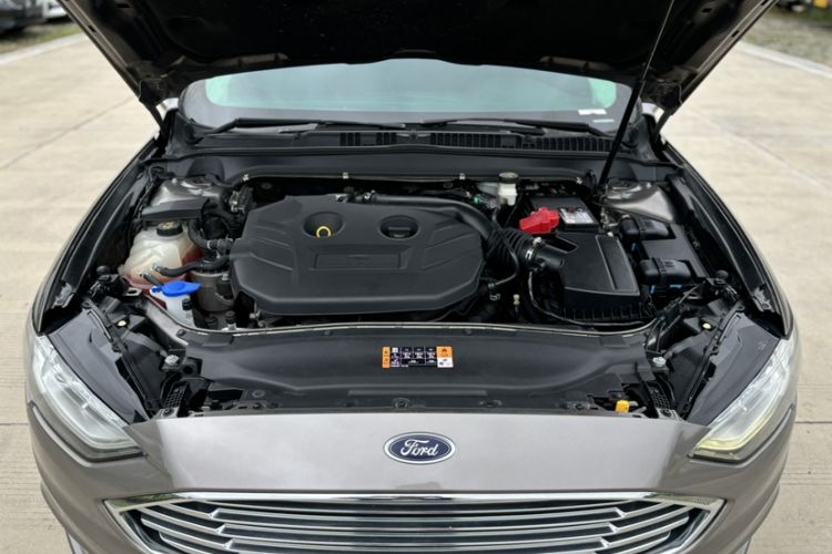 Used Ford Mondeo 2017 EcoBoost 200 Stylish Model Engine Bay