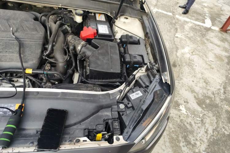 Used Ford Mondeo 2017 EcoBoost 180 Luxury Model Engine Bay Left